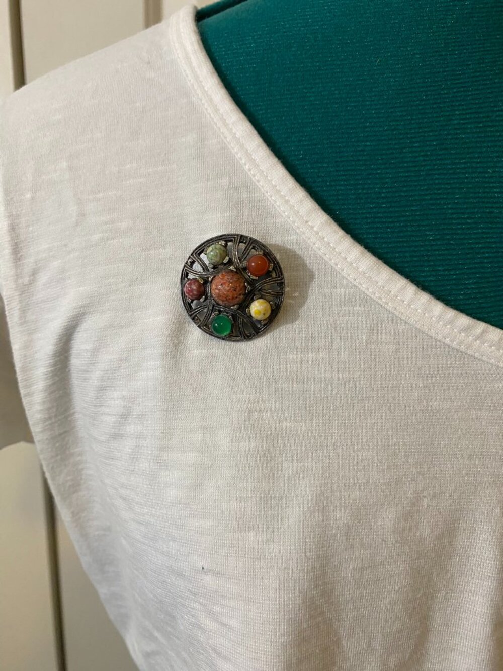 Vintage-Style Round Brooch with Stones